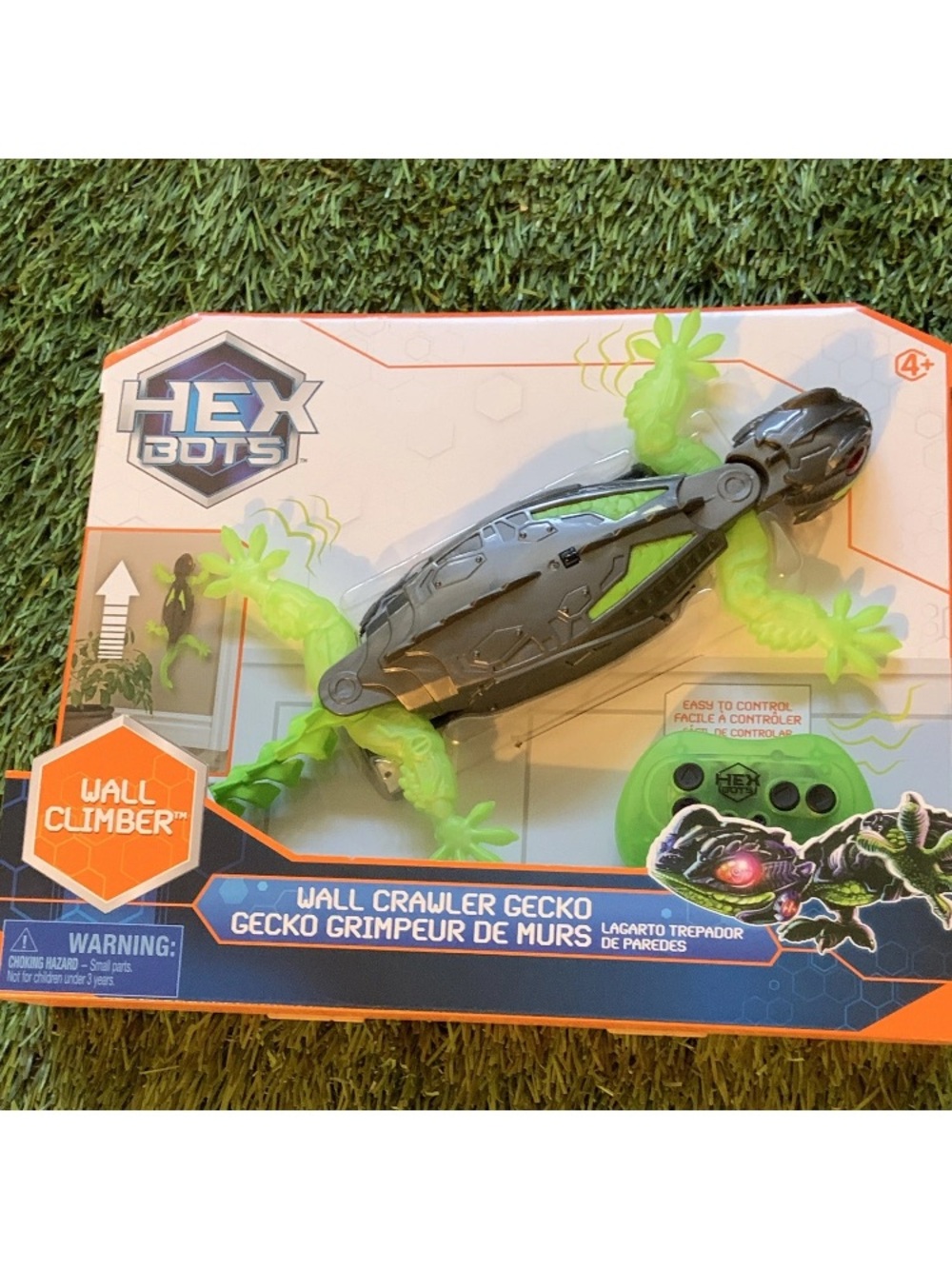 HEX BOTS Wall Crawler Gecko Toy - Green & Gray
